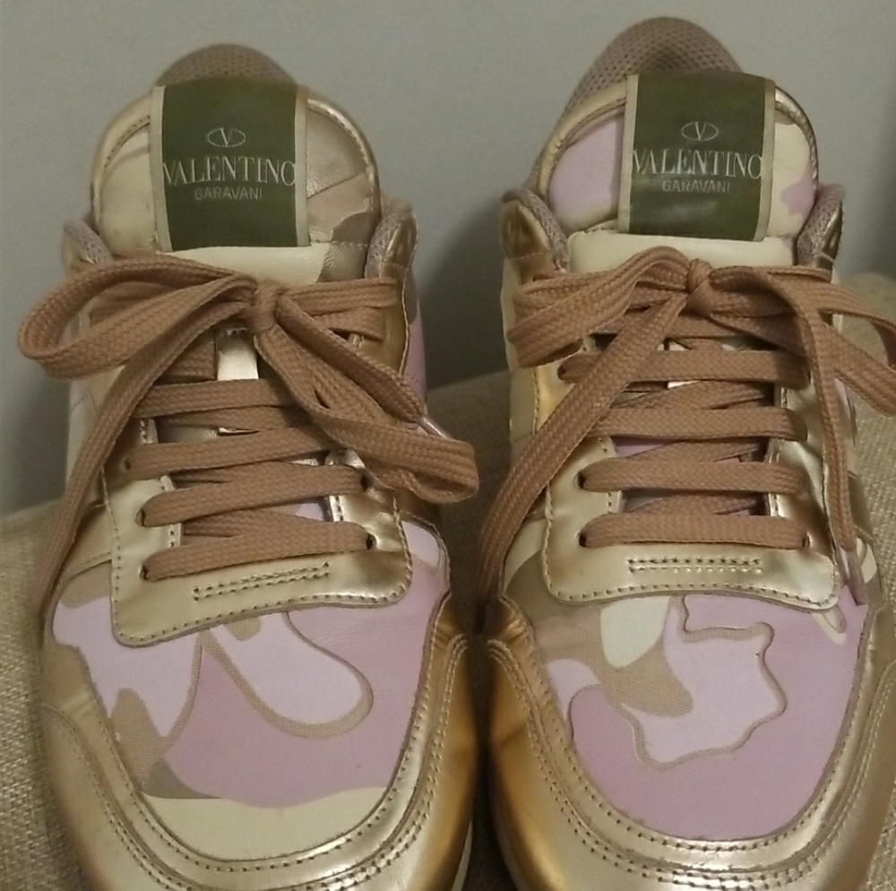 SOLD- Valentino Garavani Metallic Rockrunner Sneakers, Size 39